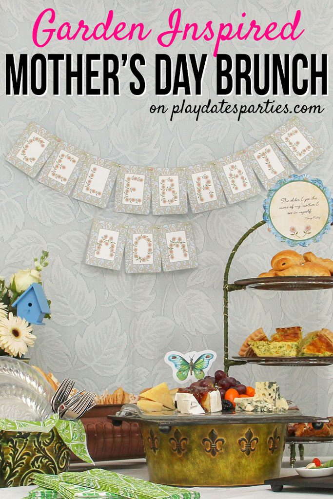 Looking for Mother's Day brunch ideas that are fun and easy to pull together? Head over to playdatesparties.com to get all the details on this garden-inspired Mother's Day feast that you can easily recreate. #MothersDay #brunch #MothersDaybrunch #pdpcelebrates