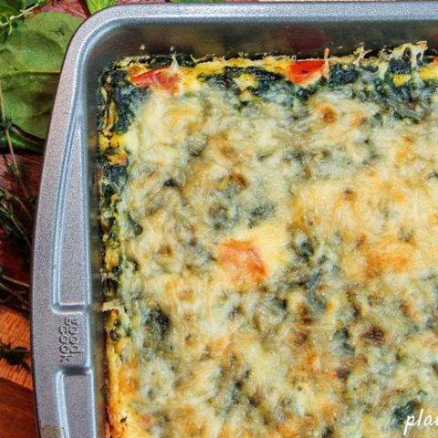 Breakfast Quinoa Bake with Eggs, Spinach, and Tomatoes