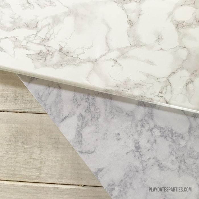 Using two different brands of contact paper for shelves can end up in a mismatched disaster!