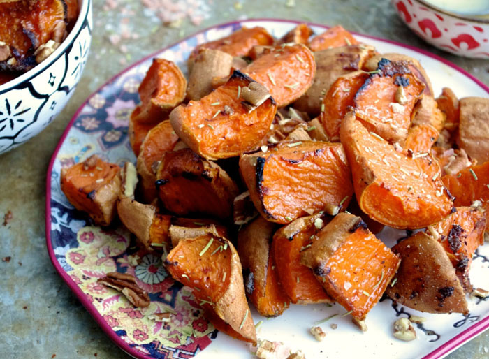 nutritionist-in-the-kitchen-sea-salt-and-honey-caramelized-sweet-potatoes