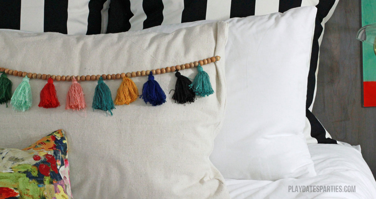 How to Make Tassel Trim Pillows...the Easy Way