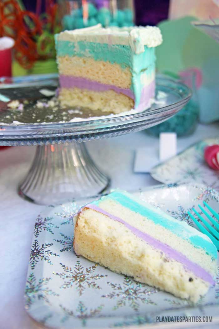 How to Make a Frozen Inspired Ice Cream Cake