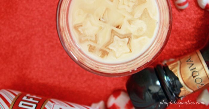 Brighten up your Christmas celebrations this year with this easy holiday cocktail: the eggnog white russian.