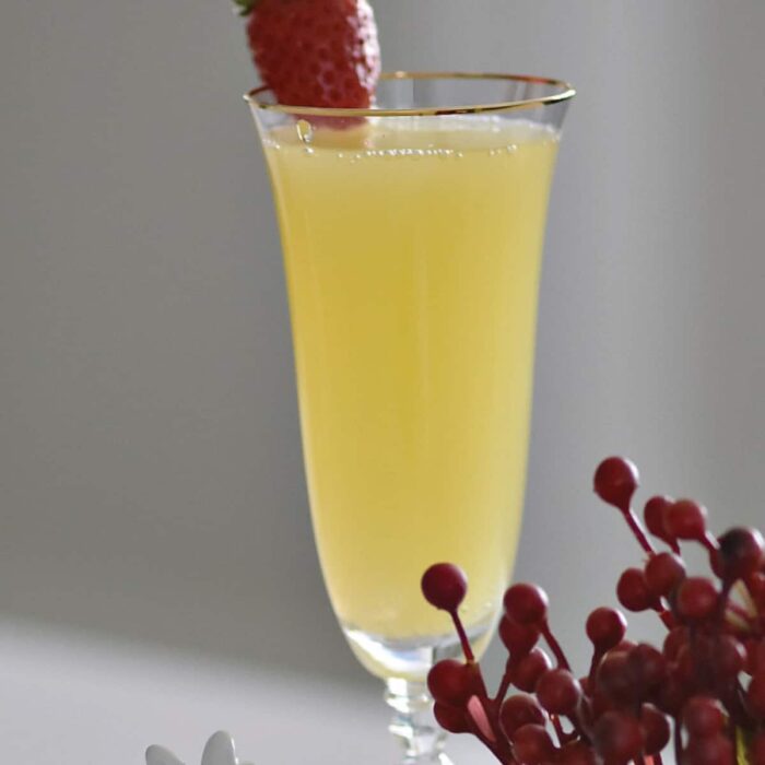 Quick and Easy Mimosas Recipe