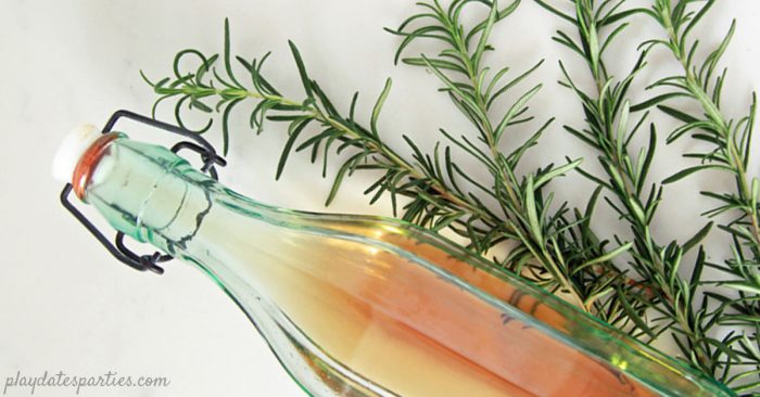 Like to experiment with BOLD flavors in your #cocktail #recipes? Learn how to make rosemary infused vodka for a creative twist. Or give a bottle as a #gift, using the free #printable bottle labels.