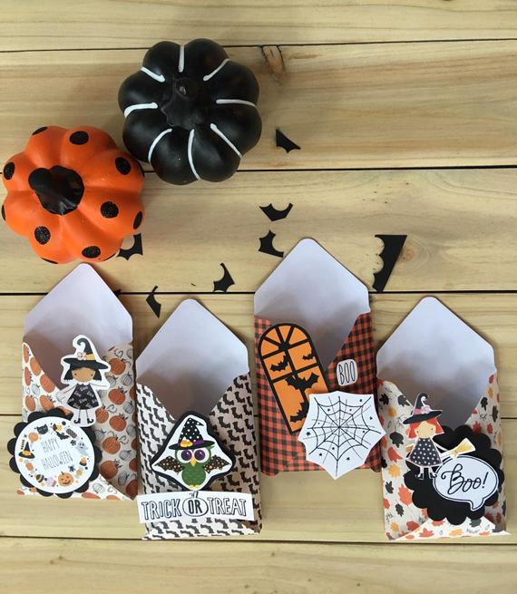 17 Totally Cute (not creepy!) Halloween Party Favors