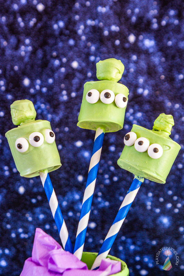 3 finished toy story alien marshmallow pops