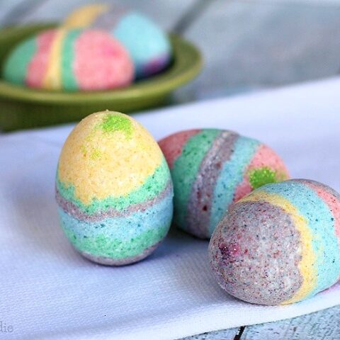 Image for Homemade Easter Egg Bath Bombs