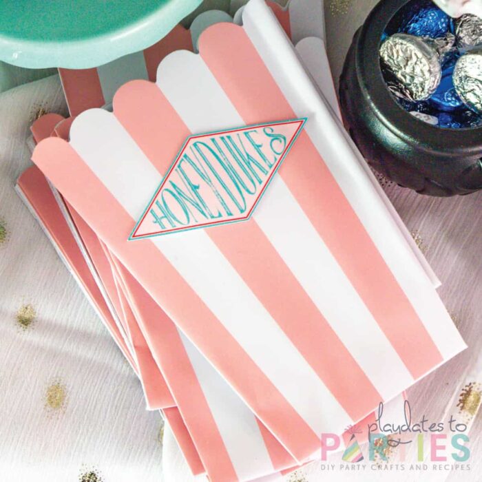 paper popcorn boxes with honeydukes labels