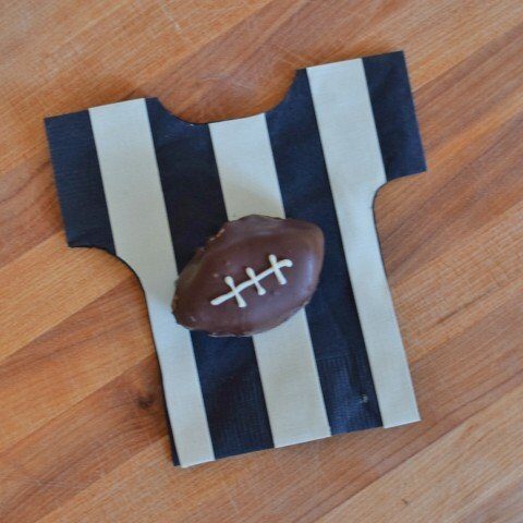 Image for Football OREO Cookie Balls Tutorial