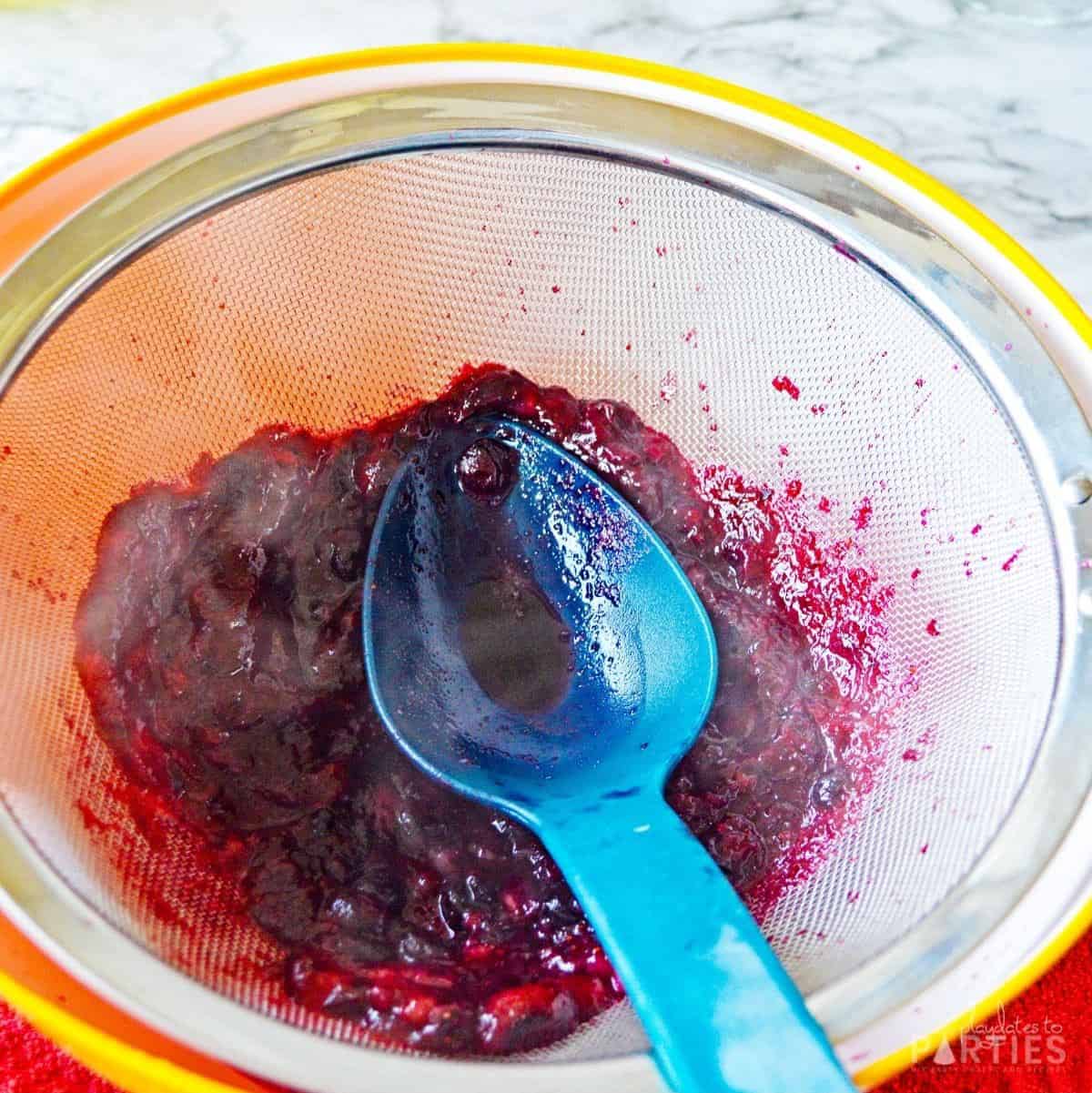 How to make blueberry syrup for mimosas step 5.