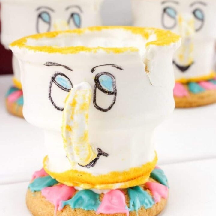 An edible cookie that looks like Chip the teacup from Beauty and the Beast.
