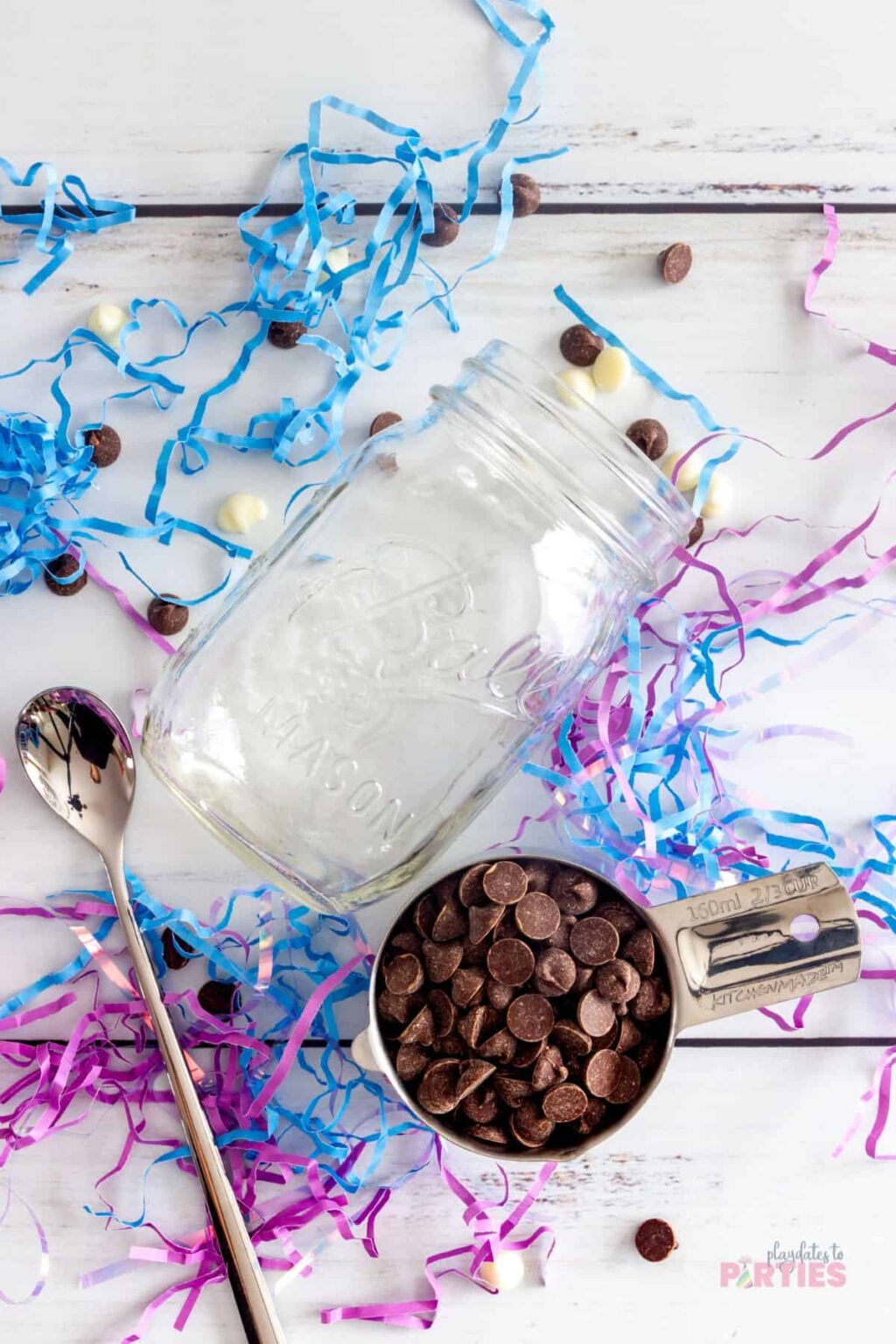 How to Make Chocolate Dipped Spoons