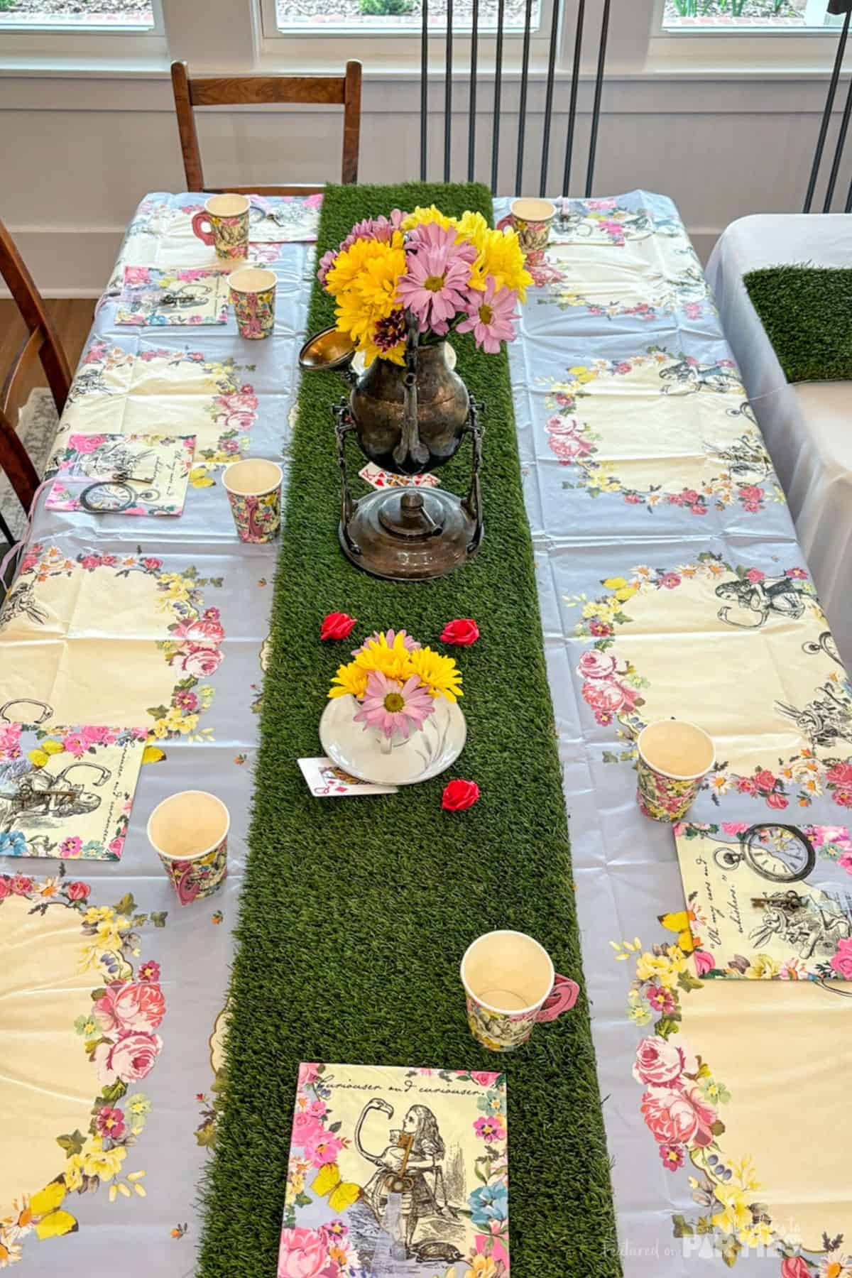 Alice in Wonderland Table Decorations.