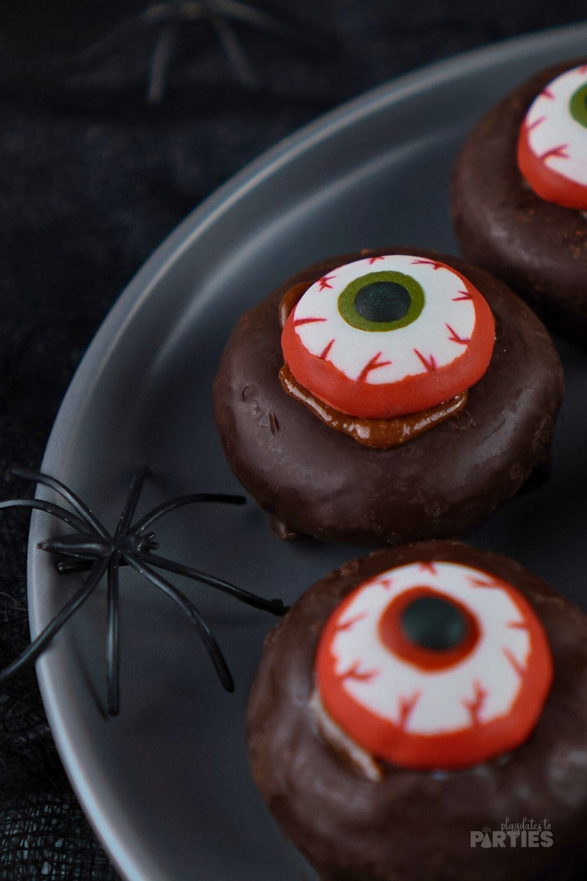 Mini chocolate Halloween eyeballs.